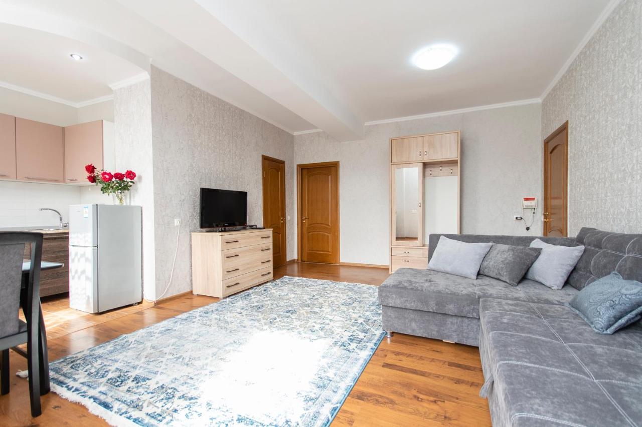 Comfortable Apartment In The Golden Square. Almaty Exterior foto